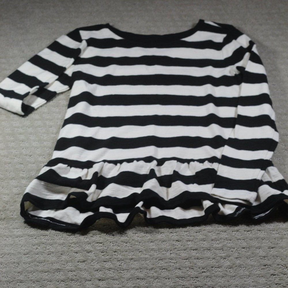 Ann Taylor Loft Size XS Black & Cream Striped LS Knit Peplum Top - LIKE NEW